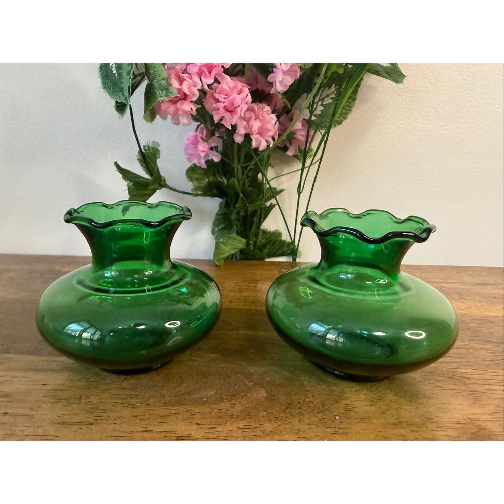 Vintage Emerald Green Glass Ruffled Bud Vases MCM Retro Art Glass Pair